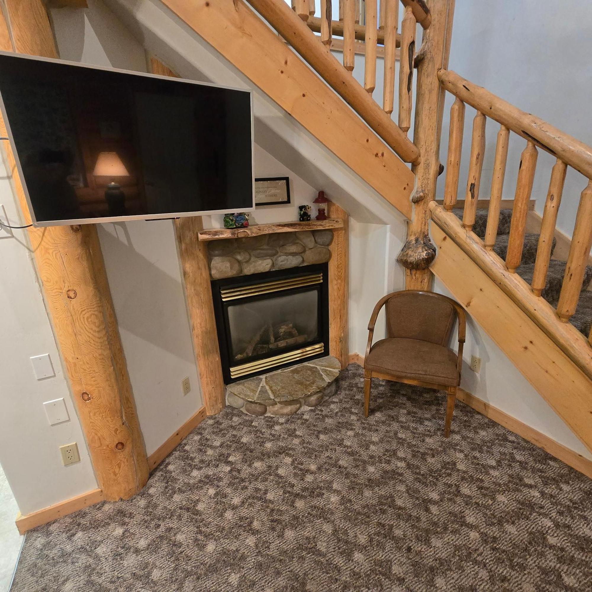 Jared'S Wild Rose Ranch Resort Island Park Room photo