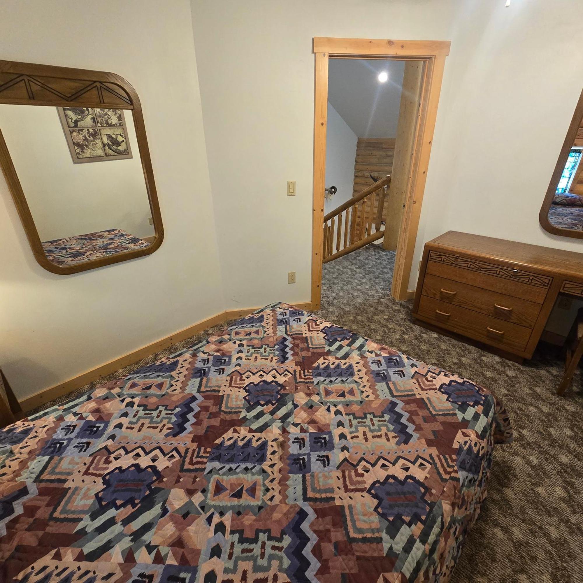 Jared'S Wild Rose Ranch Resort Island Park Room photo