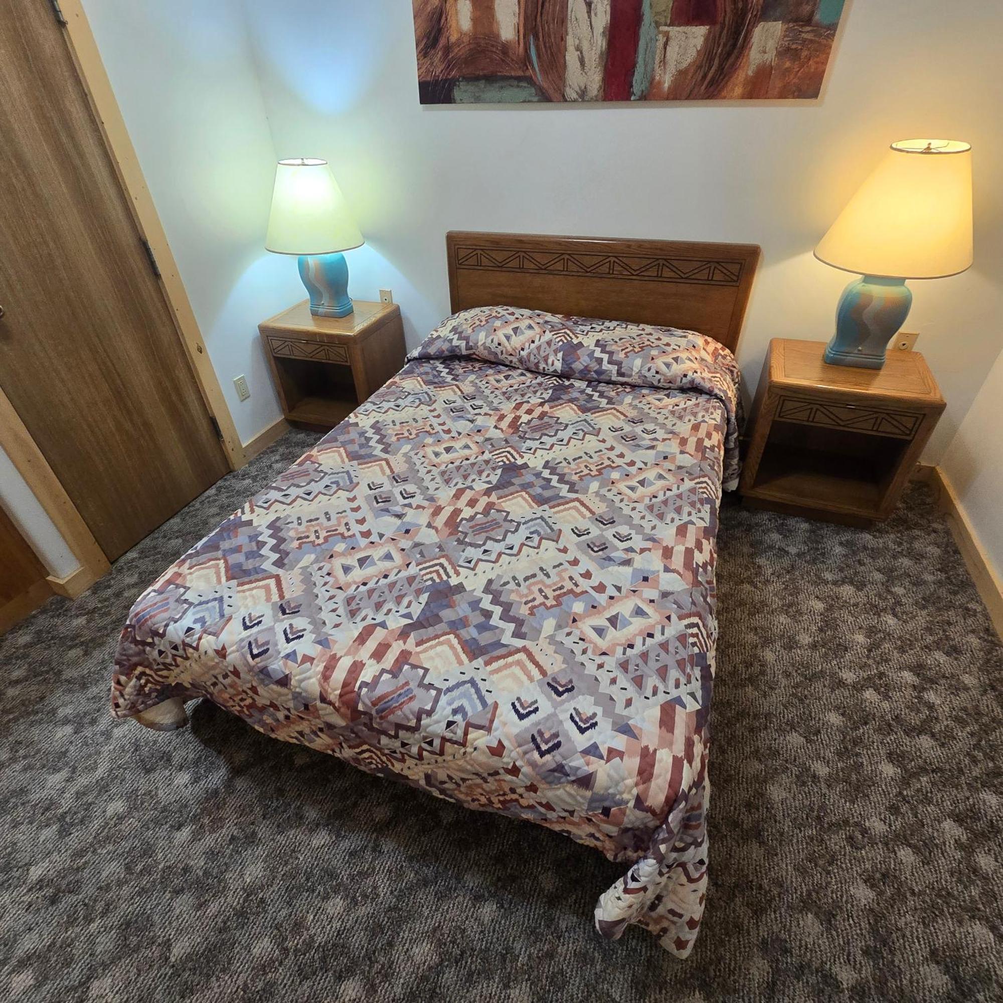 Jared'S Wild Rose Ranch Resort Island Park Room photo
